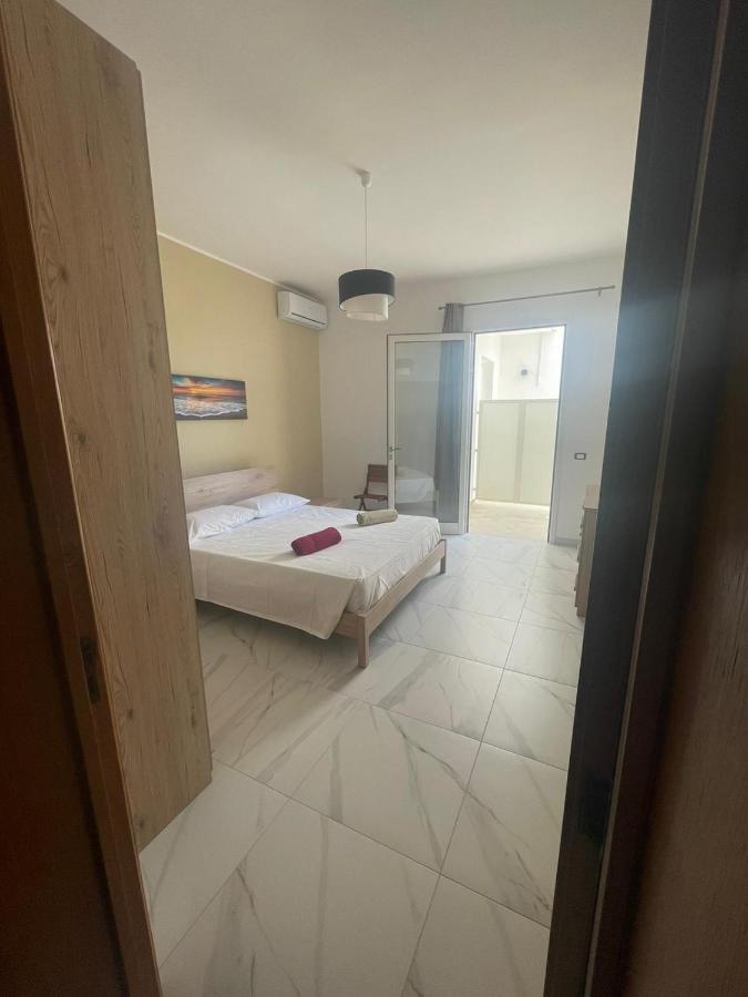 Camere Lorenzo Porto Cesareo Exterior foto